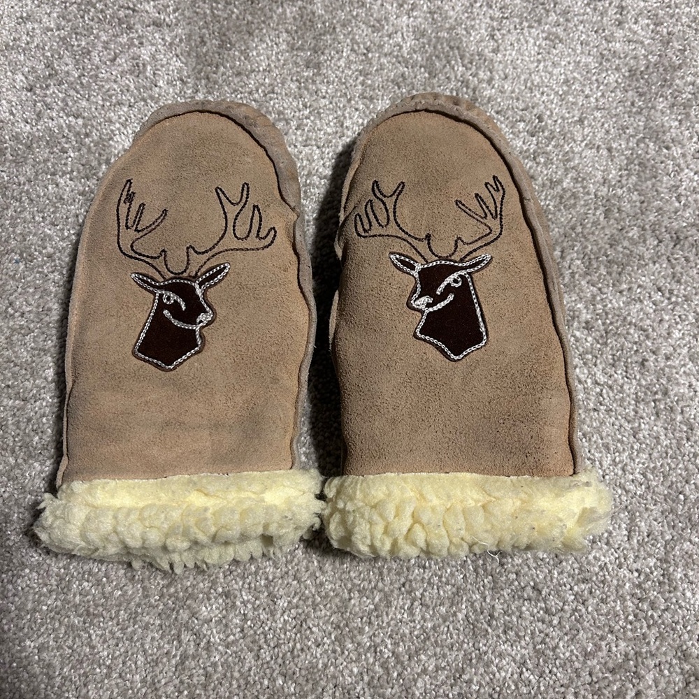 Vintage Perfecfit Brown Mittens Deer Design Canada Made Rustic Leather Winter